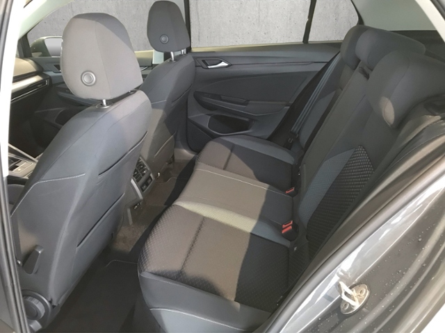 Golf VIII Active 1.5 TSI 6-Gang*NAVI*SHZ*DAB+*