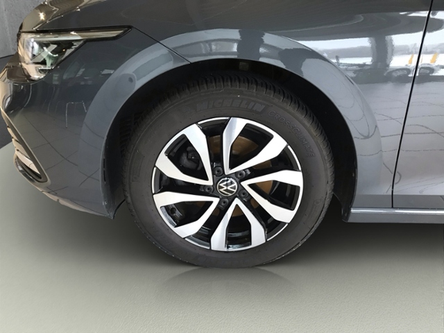 Golf VIII Active 1.5 TSI 6-Gang*NAVI*SHZ*DAB+*