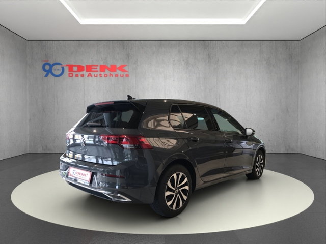 Golf VIII Active 1.5 TSI 6-Gang*NAVI*SHZ*DAB+*