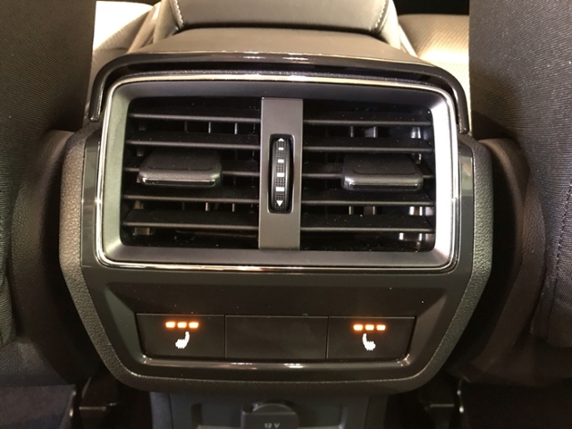 Karoq Tour 2.0 TDI 4x4 DSG*KAMERA*NAVI*