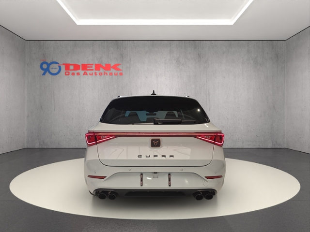 Leon Sportstourer 2.0 TSI VZ 4Drive*AHK*KAM*