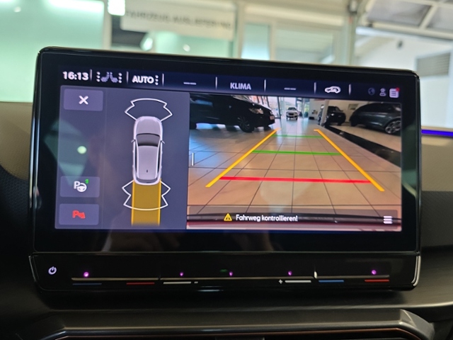 Leon 1.5 eTSI DSG*KAMERA*NAVI*AMBIENTE*