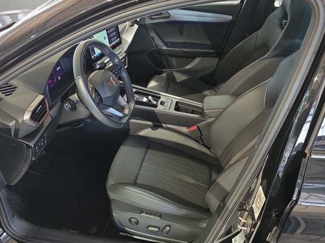 Leon 1.5 eTSI DSG*KAMERA*NAVI*AMBIENTE*