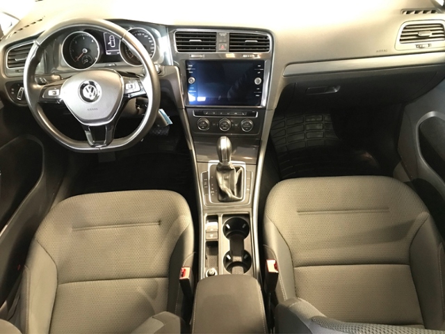 Golf VII Comfortline 2.0 TDI DSG*NAVI*SHZ*