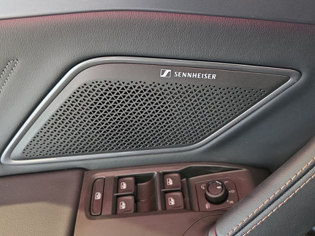 Leon Combi 1.5 eTSI DSG*AHK*SENNHEISER*