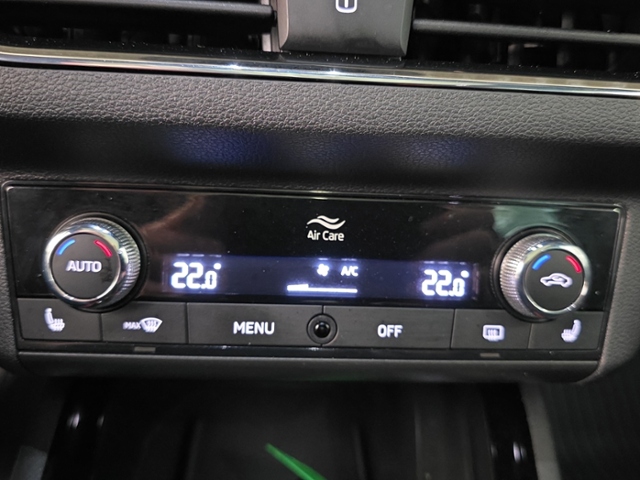 Kamiq Monte Carlo 1.5 TSI DSG*AHK*KAMERA*