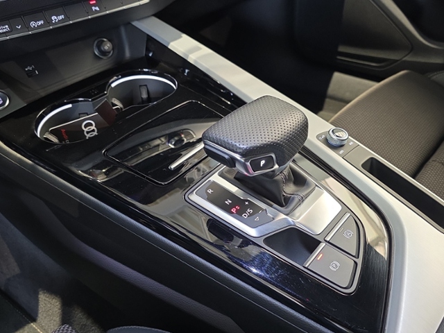 A4 Avant 40 quattro 2.0 TDI*COMP+*AHK*