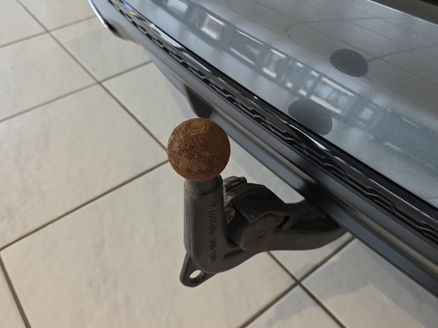 A4 Avant 40 quattro 2.0 TDI*COMP+*AHK*