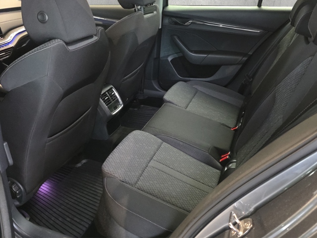 Octavia Combi Selection Plus 1.5 TSI DSG*NAV*