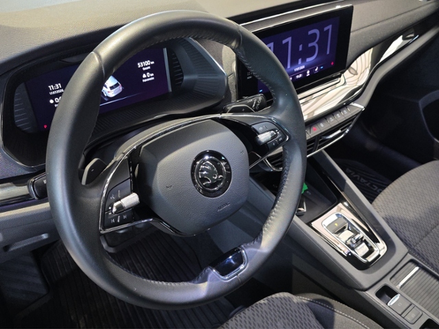 Octavia Combi Selection Plus 1.5 TSI DSG*NAV*