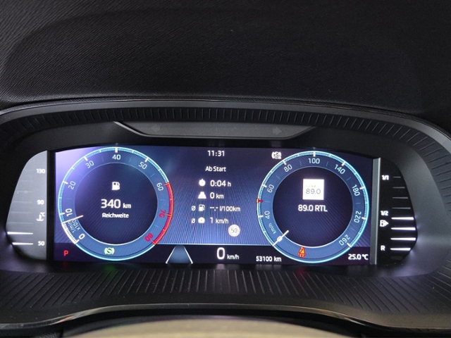 Octavia Combi Selection Plus 1.5 TSI DSG*NAV*