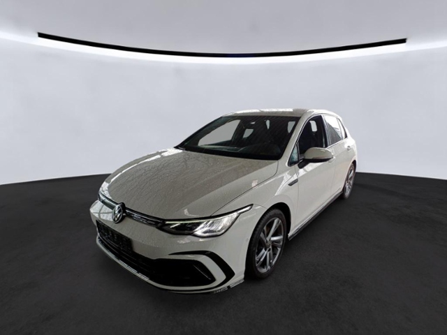 Golf VIII R-Line 1.5 eTSI DSG*ACC*AMBIENTE*