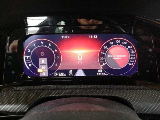 Golf VIII R-Line 1.5 eTSI DSG*ACC*AMBIENTE*