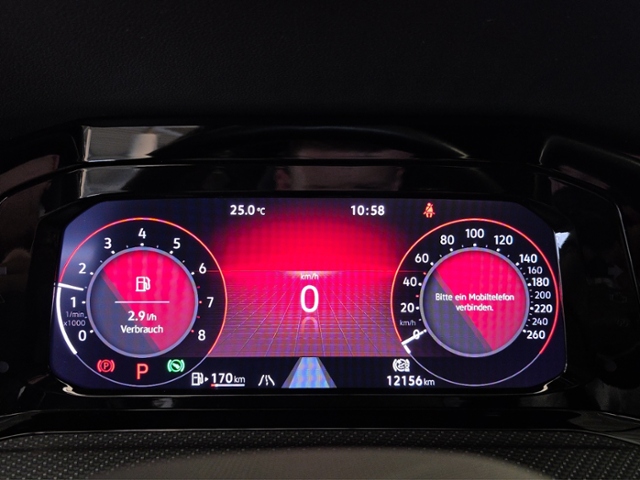 Golf VIII R-Line 1.5 eTSI DSG*ACC*AMBIENTE*