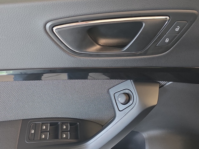 Ateca Xcellence 1.4 TSI DSG*AHK*ALCANTARA*
