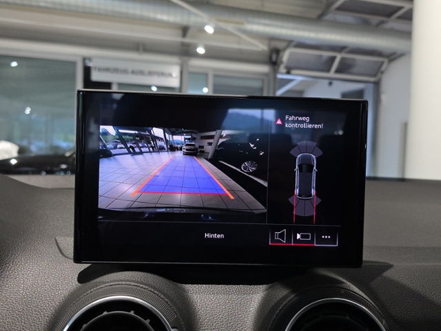 Q2 advanced 35 1.5 TFSI S tronic*KAMERA*