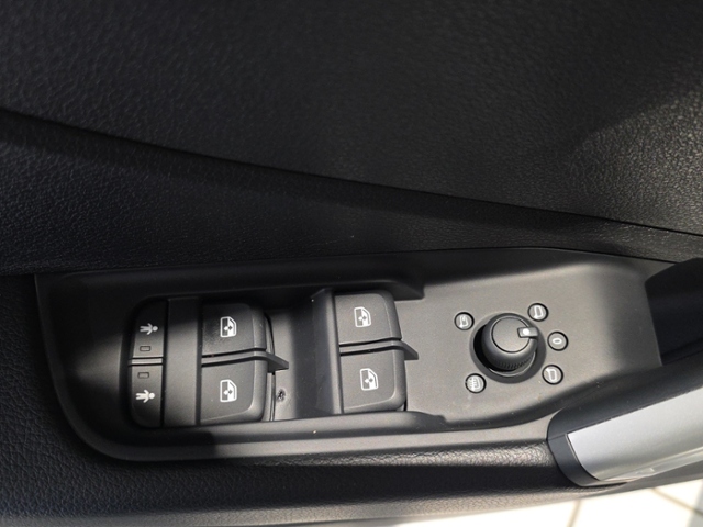 Q2 advanced 35 1.5 TFSI S tronic*KAMERA*