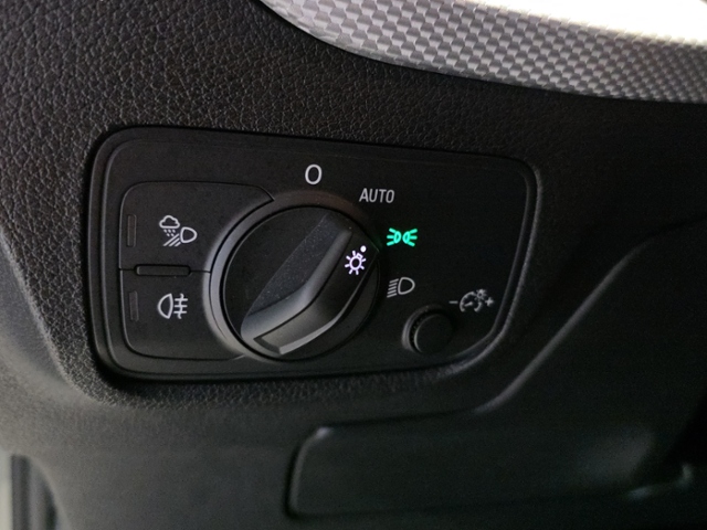 Q2 advanced 35 1.5 TFSI S tronic*KAMERA*