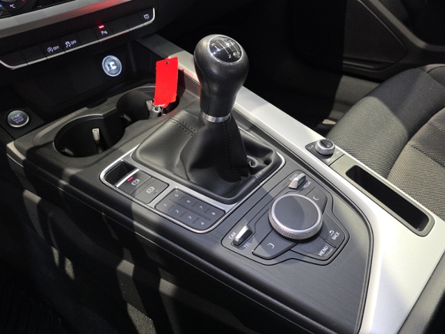 A4 2.0 TDI 6-Gang Schaltgetriebe*SHZ*AHK*