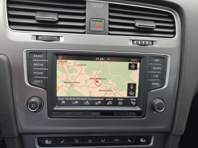 Golf VII Lounge 2.0 TDI 4Motion 6-Gang*XENON*