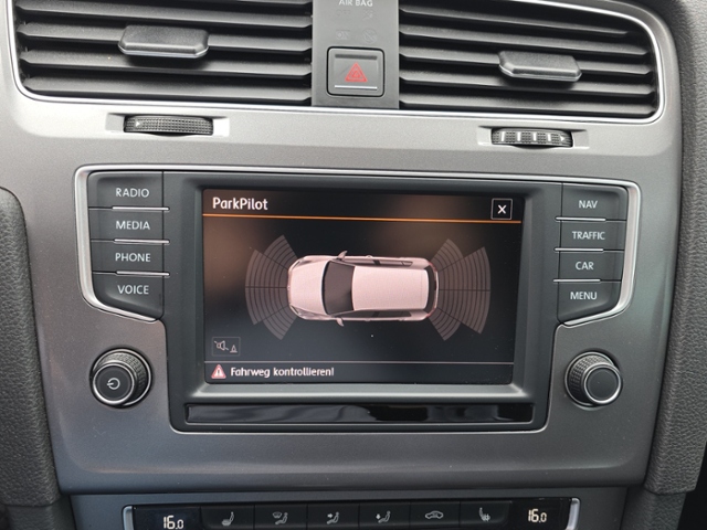 Golf VII Lounge 2.0 TDI 4Motion 6-Gang*XENON*