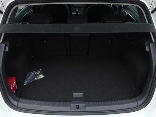 Golf VII Lounge 2.0 TDI 4Motion 6-Gang*XENON*