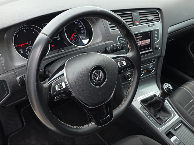 Golf VII Lounge 2.0 TDI 4Motion 6-Gang*XENON*