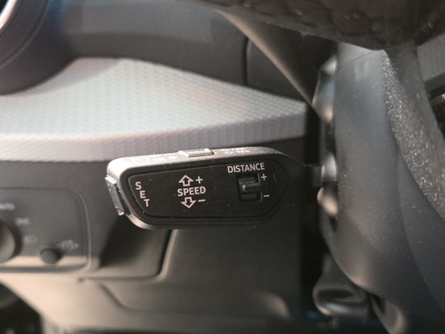 Q2 advanced 35 1.5 TFSI S tronic*KAMERA*