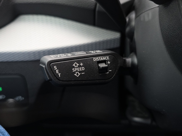Q2 advanced 35 1.5 TFSI S tronic*KAMERA*