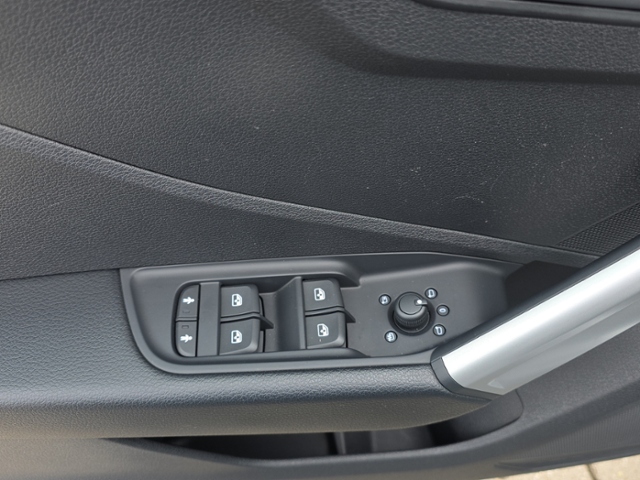 Q2 advanced 35 1.5 TFSI S tronic*KAMERA*