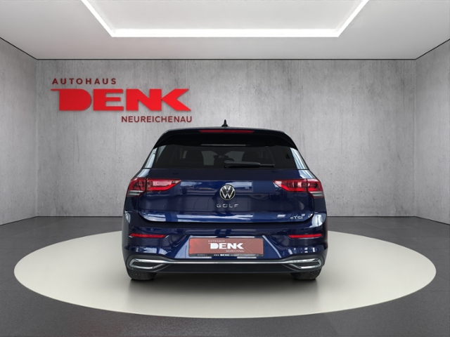 Golf VIII Active 1.5 eTSI DSG*IQ.DRIVE*NAV*
