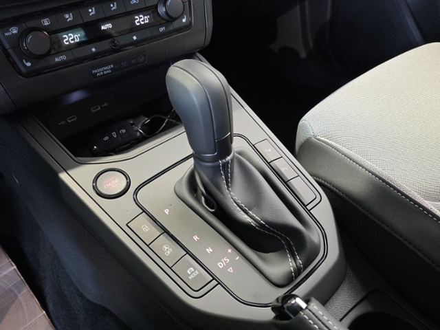 Arona FR 1.0 TSI DSG*5J.Gar.*18Zoll*Kamera*