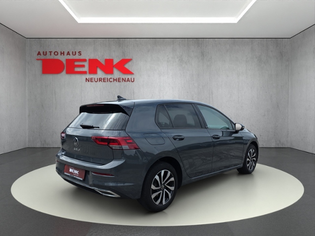 Golf VIII Active 1.0 TSI 6-Gang*KAMERA*SHZ*