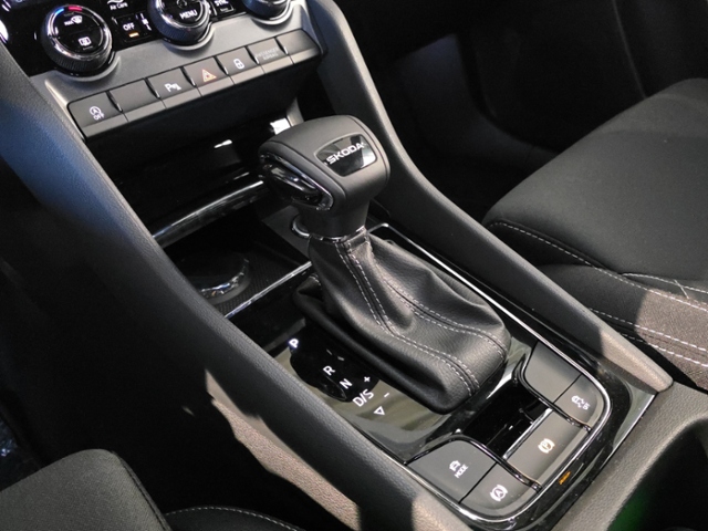 Karoq Sportline 1.5 TSI*AHK*MATRIX*SHZ*