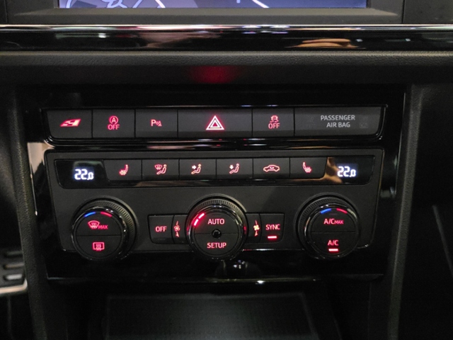 Leon ST 2.0 TSI Cupra 4Drive*BEATS*LED*