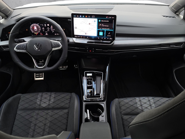 Golf VIII Var. R-Line 1.5 eTSI DSG*AHK*IQ.LIGHT*