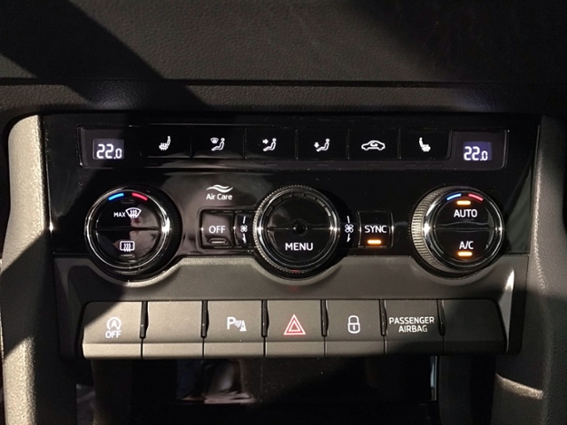 Karoq Sportline 1.5 TSI DSG*SHZ*VIRTUAL*