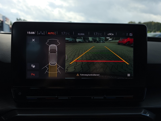Leon Sportstourer 2.0 TSI VZ 4Drive*KAMERA*