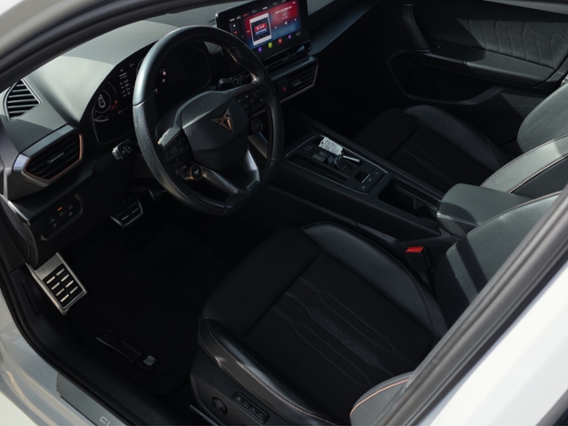 Leon Sportstourer 2.0 TSI VZ 4Drive*KAMERA*