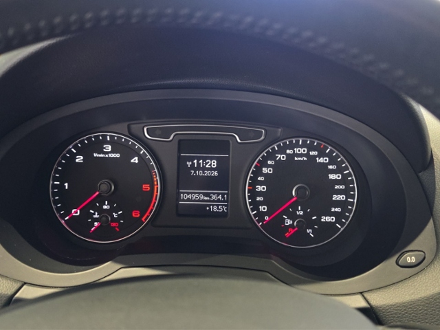 Q3 2.0 TDI 6-Gang*XENON*GUTERZUSTAND*