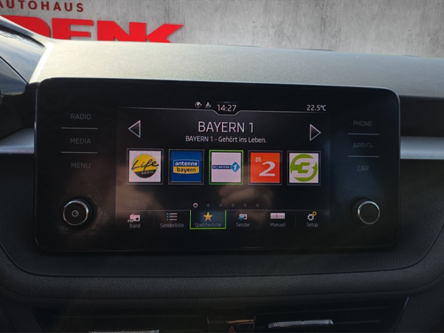 Fabia Tour 1.0 MPI 5-Gang*SHZ*PDC*SMARTLINK*