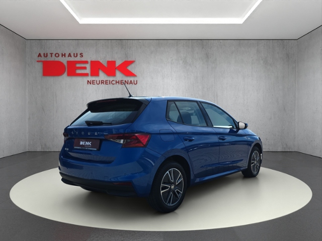 Fabia Tour 1.0 MPI 5-Gang*SHZ*PDC*SMARTLINK*