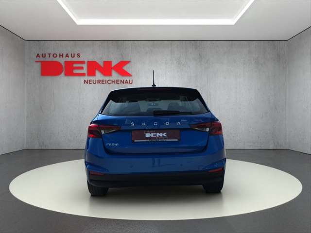 Fabia Tour 1.0 MPI 5-Gang*SHZ*PDC*SMARTLINK*