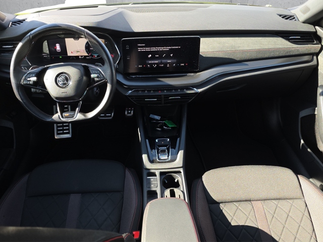 Octavia Combi 2.0 TSI RS DSG*HUD*AHK*19Z*