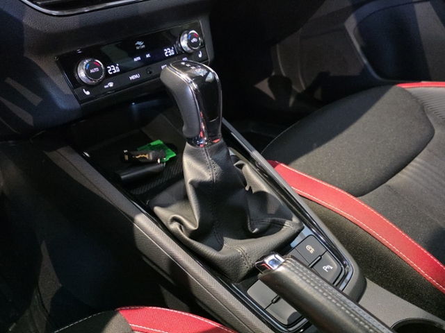 Kamiq Monte Carlo 1.5 TSI DSG*AHK*KAMERA*