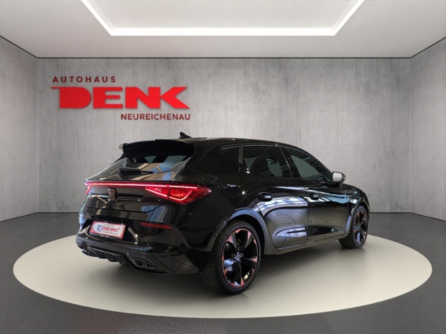 Leon 1.5 eTSI DSG*ACC*DCC*KAMERA*BEATS*