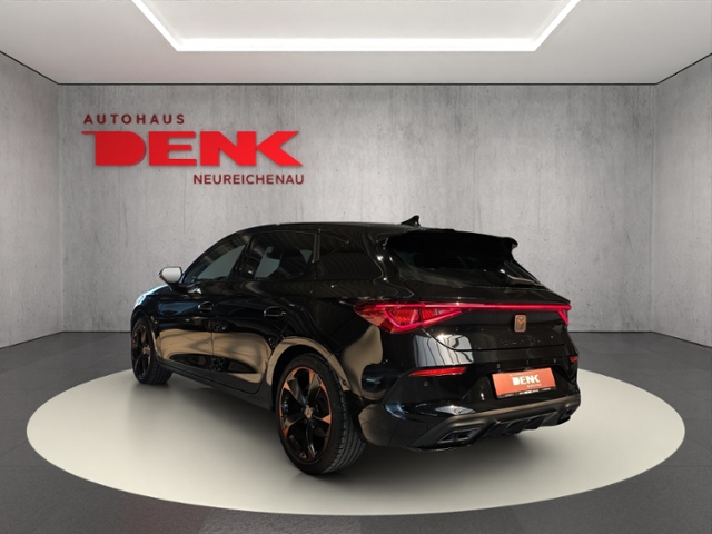 Leon 1.5 eTSI DSG*COPPER*NAVI*MATRIX*BEATS*