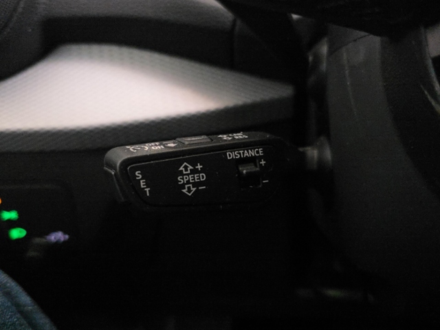 Q2 advanced 35 1.5 TFSI*Kamera*SHZ*CARPLAY*